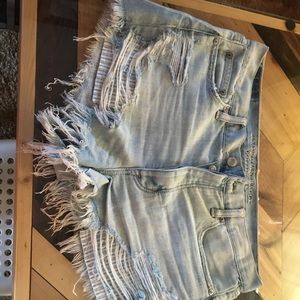 American eagle distressed shorts